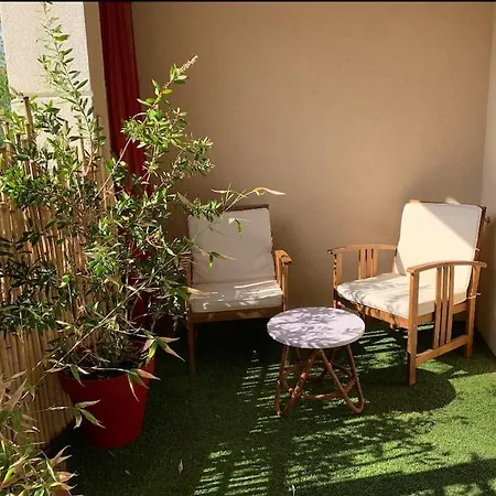 Grand Avec Coin Nuit, Proche Et Montagnes * Roquebrune-sur Argens